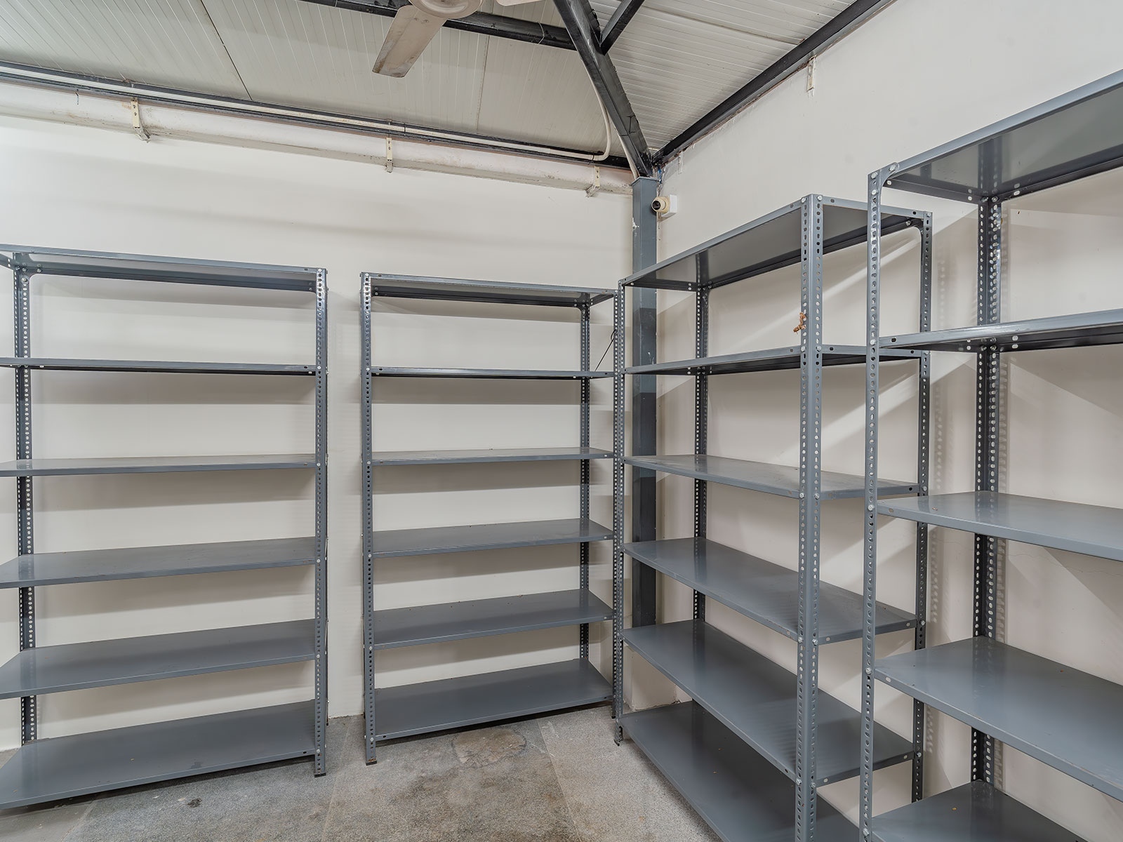 Commercial Kitchen – Full catering area