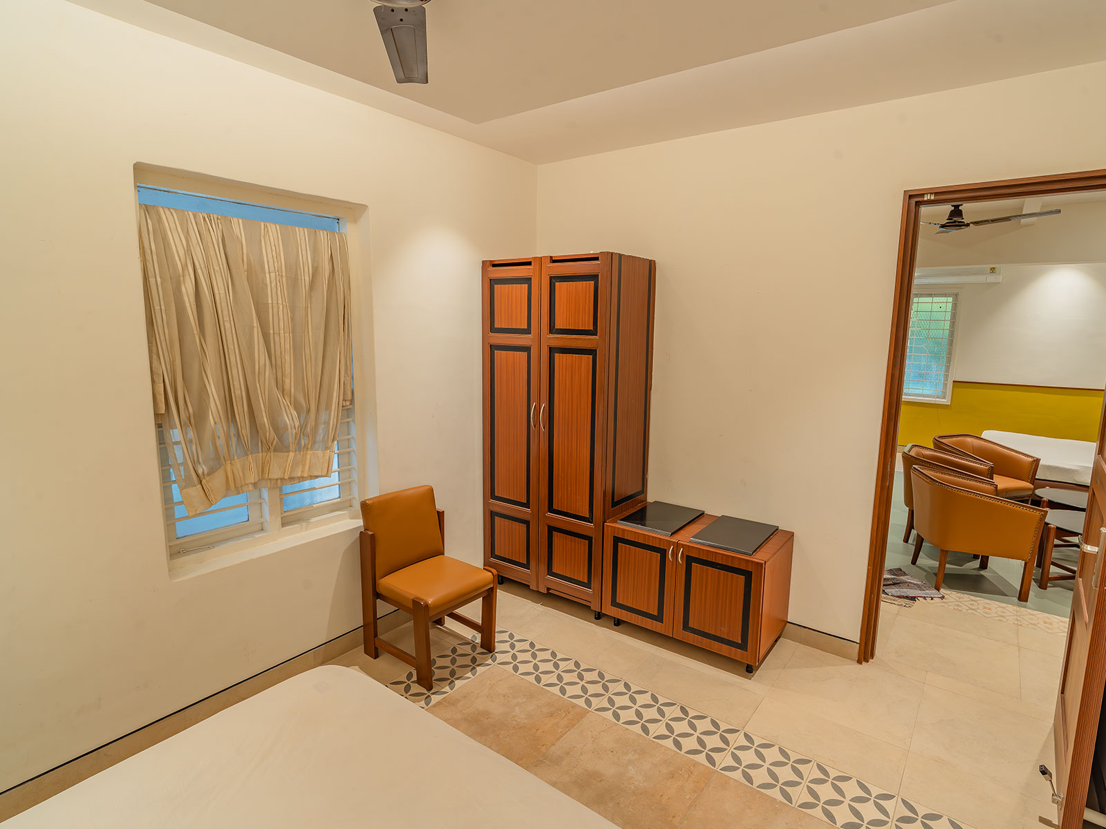 Clean modern Rooms with marble tiles